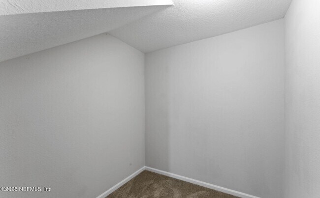 Building Photo - 2916 Sheer Bliss Way