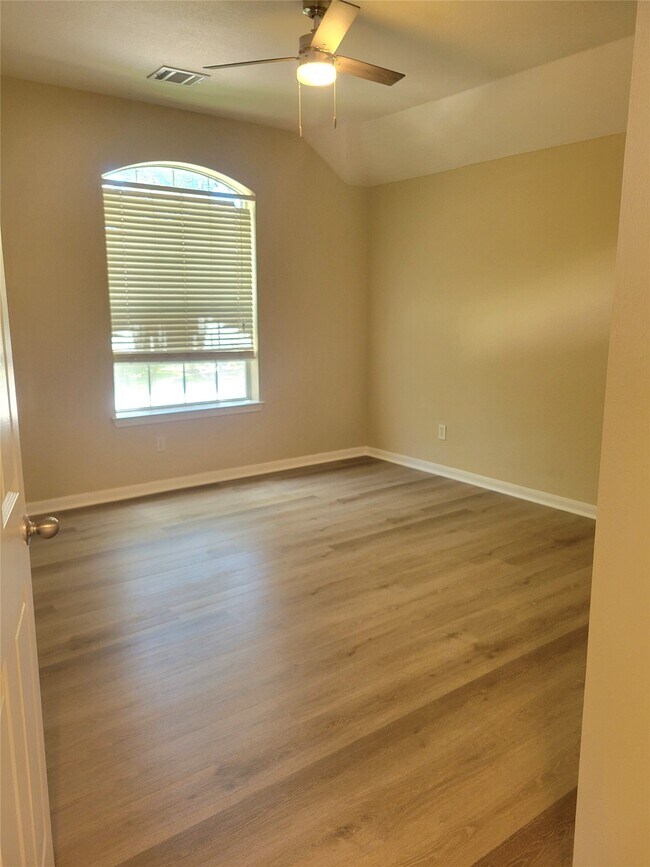 Building Photo - 2134 Hill Canyon Ct