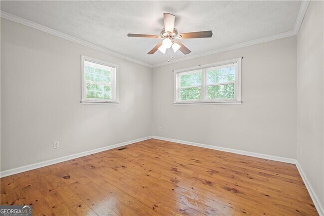 Building Photo - 39 Jim Ln SE