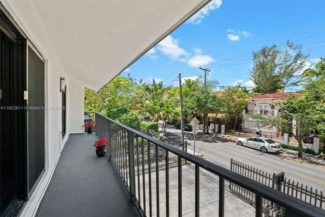 Building Photo - 3125 Virginia St