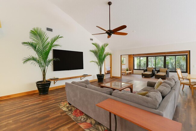 Building Photo - 109 Seashore Dr