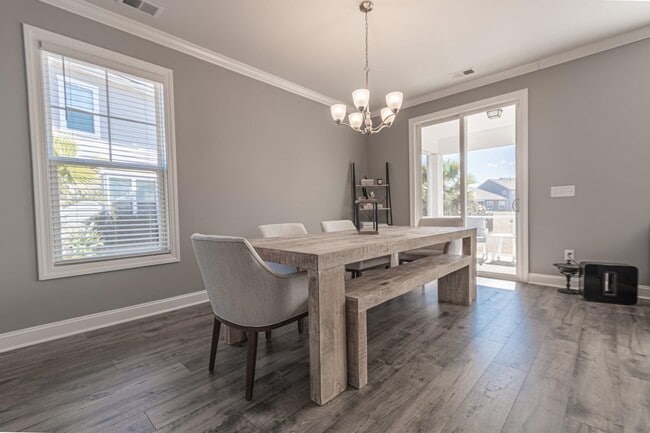 Building Photo - 2785 Stellar Loop