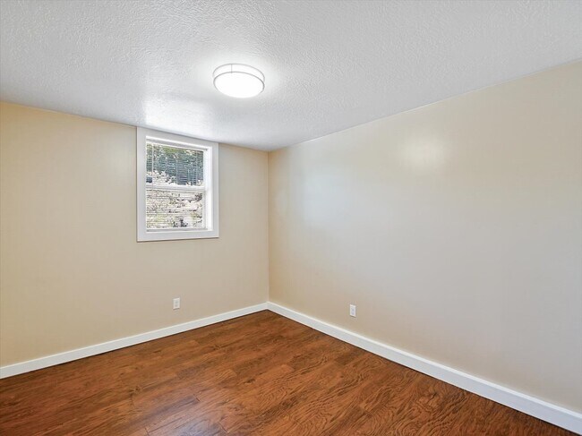 Building Photo - 1245 E Harrison Ave