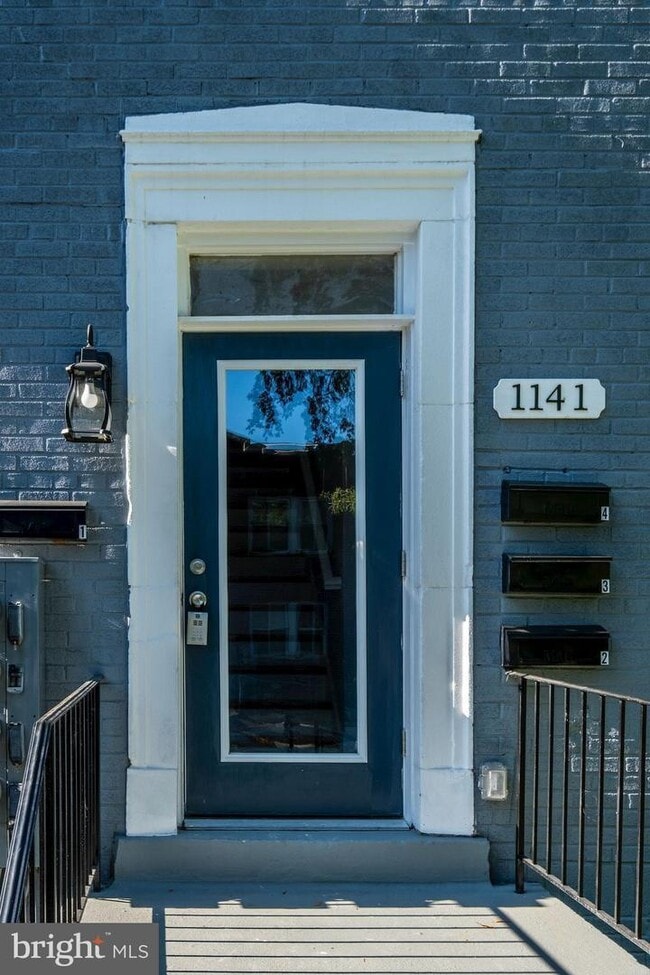 Building Photo - 1141 Owen Pl NE