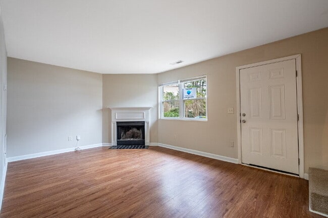 Building Photo - 114 Bentley Pkwy