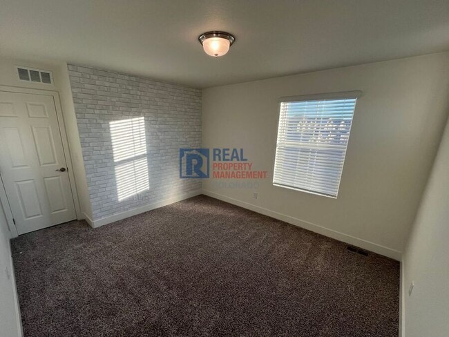 Building Photo - 4211 Riverwalk Cir