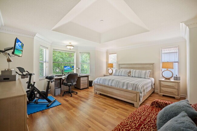Building Photo - 9058 Alexandra Cir