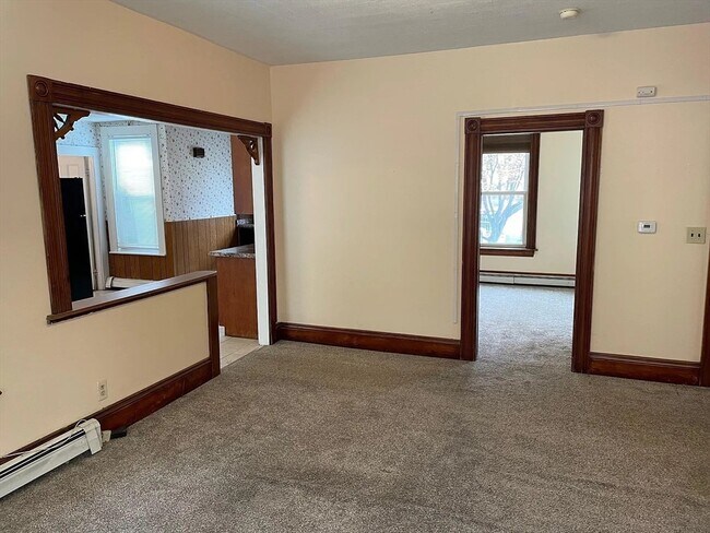 Building Photo - 61 Cushing St