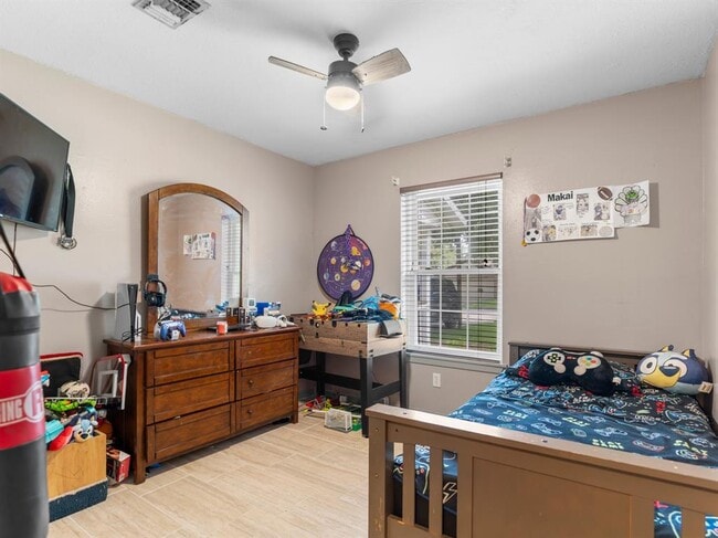 Building Photo - 2208 Gontier Dr