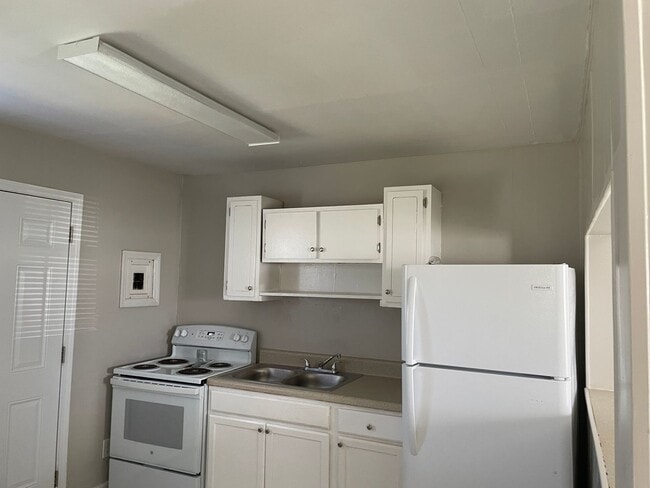 Building Photo - 3540 Bost St