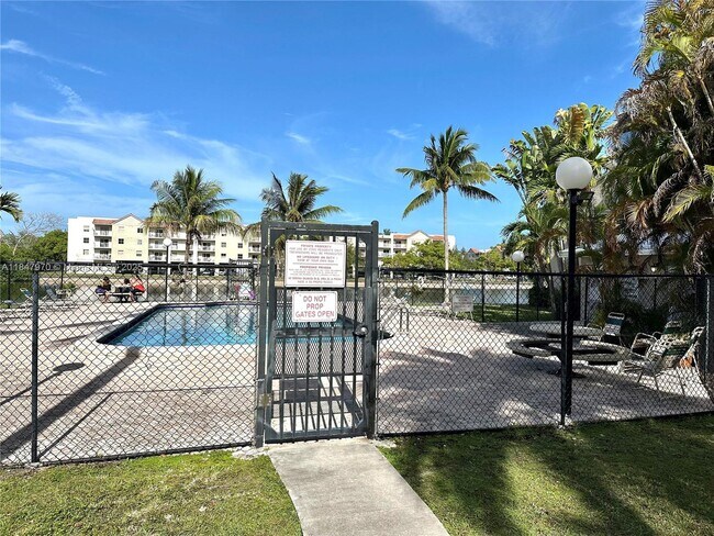 Building Photo - 21133 SW 85th Ave