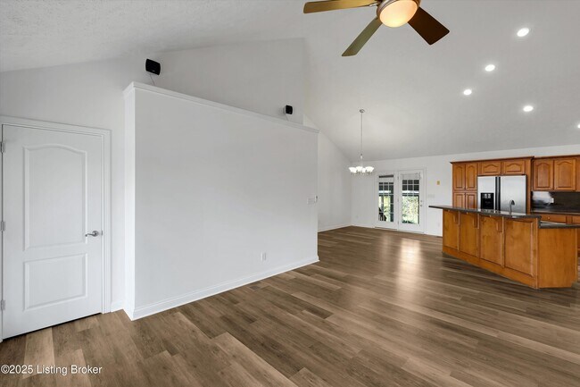Building Photo - 12611 Bernay Pl