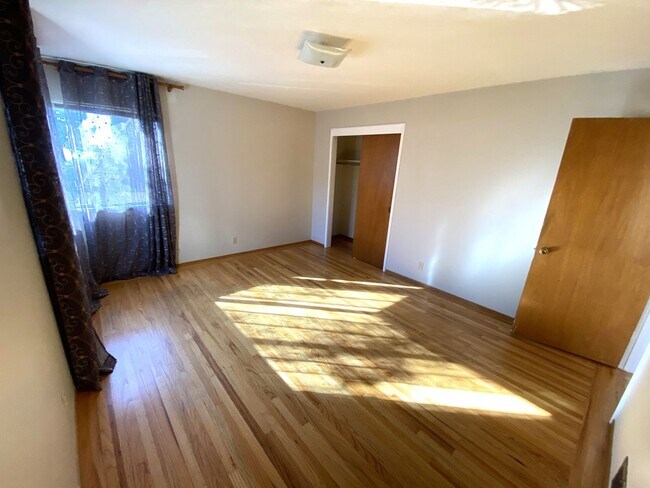 Building Photo - 2665 Virginia St