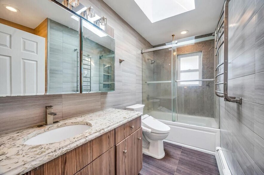 Building Photo - 51 Bellwood Dr