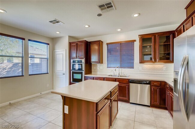 Building Photo - 6584 Holly River St