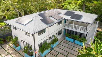 Building Photo - BK-1523