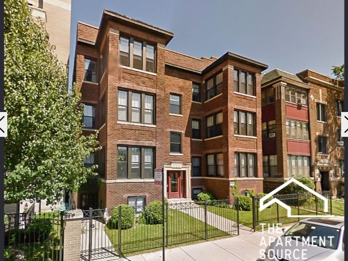 Building Photo - 3709 N Wilton Ave