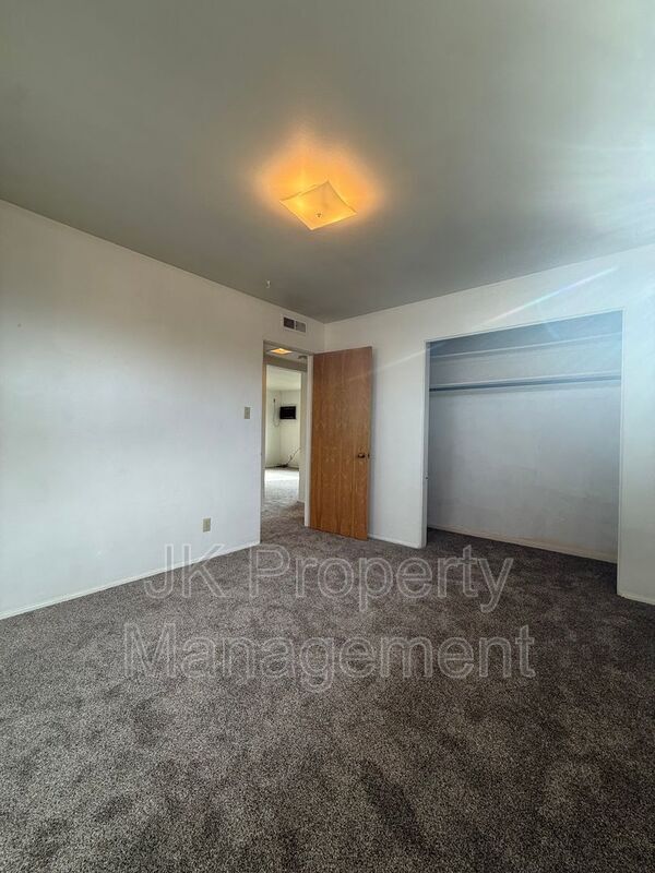 Building Photo - 1223 Smelter Ave NE