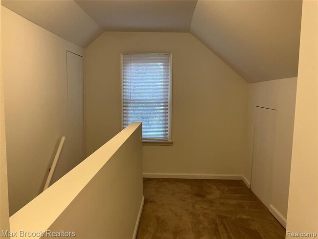 Building Photo - 2104 Brickley St