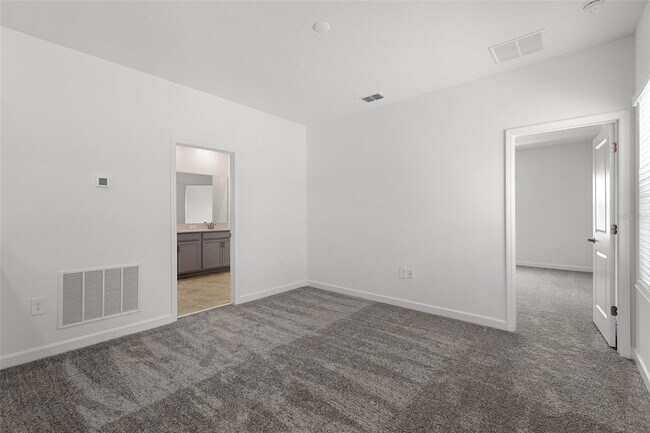 Building Photo - 3039 Addison Blvd