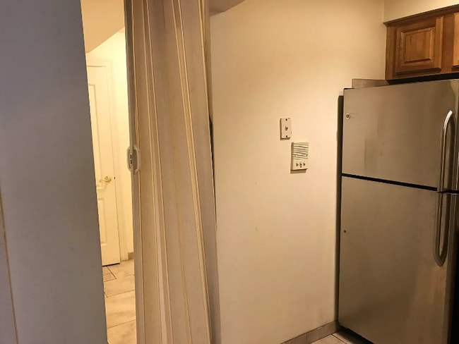 Building Photo - 142-37 38th Ave