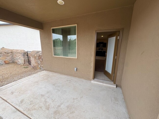 Building Photo - Home for rent in Socorro