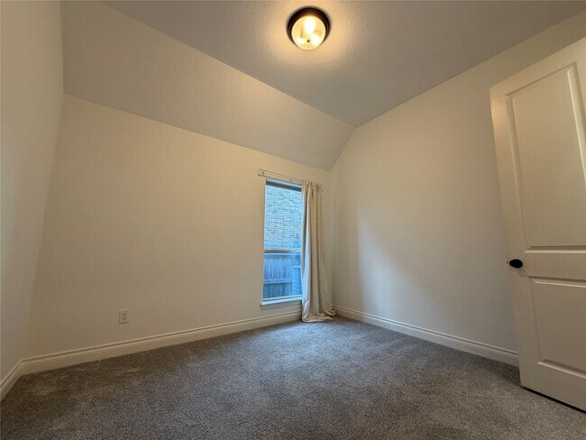 Building Photo - 3319 Sky Run Ct
