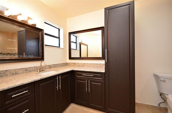 Building Photo - 10400 SW 67th St