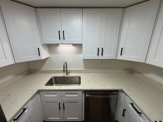 Building Photo - 236 Whidah Ct