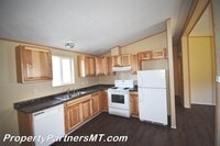 Building Photo - Discover this Recently Upgraded 3 Bed 2 Ba...