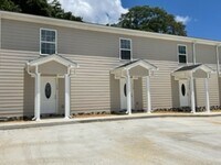 Building Photo - COMING SOON...Charming Townhome Minutes from Tim's Ford Lake!