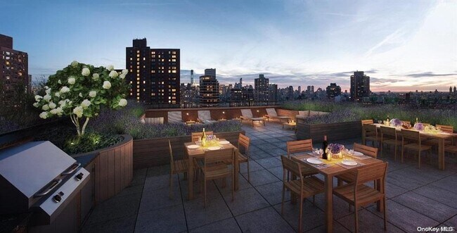 Building Photo - 200 E 94th St