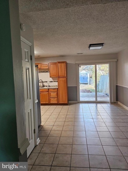 Building Photo - 726 Olde Greenwich Cir