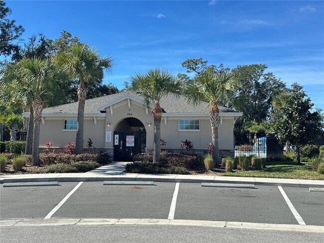 Building Photo - 2946 Canary Ave