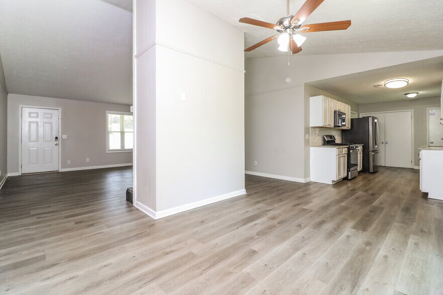Building Photo - 3000 Owens Meadow Dr NW