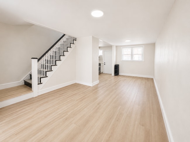 Building Photo - 5706 Reedland-