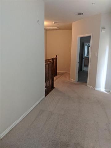 Building Photo - 8808 Paradise Dr