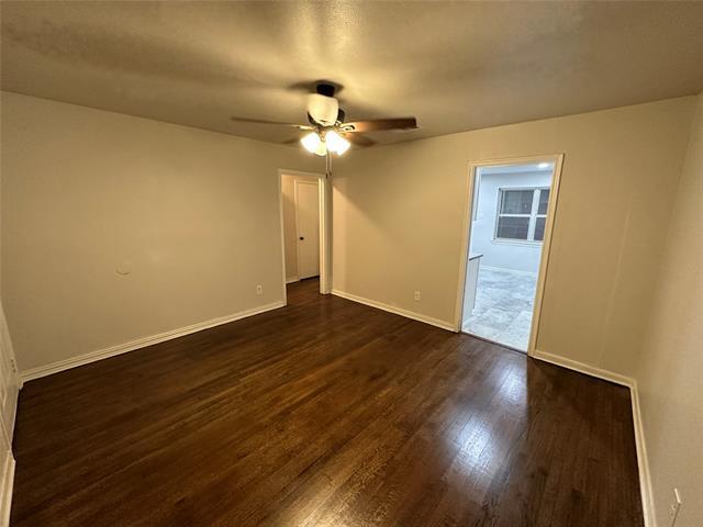 Building Photo - 2322 Meadow Ln