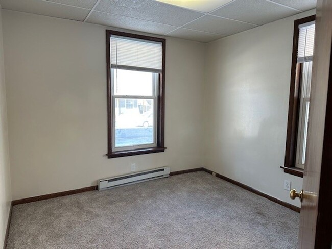 Building Photo - West Shore School District 1 Bedroom 1 Bat...