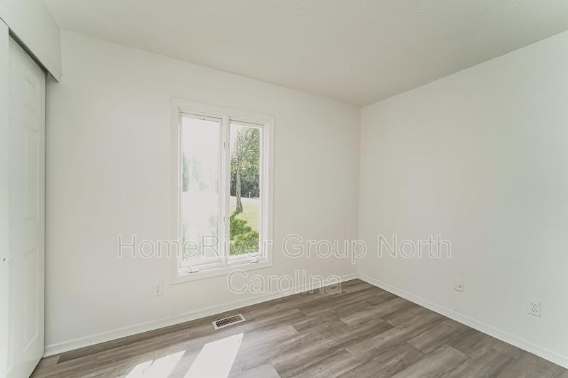 Building Photo - 6548 Deermont Ct