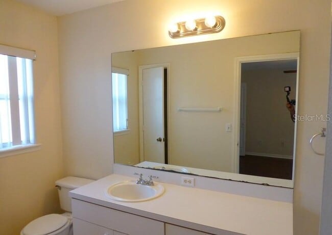 Building Photo - 2618 Icabod Ct