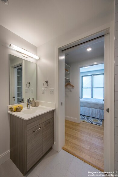 Building Photo - 95 Gardner St