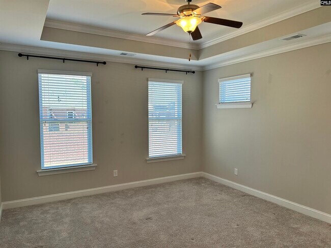 Building Photo - 905 Layton Way