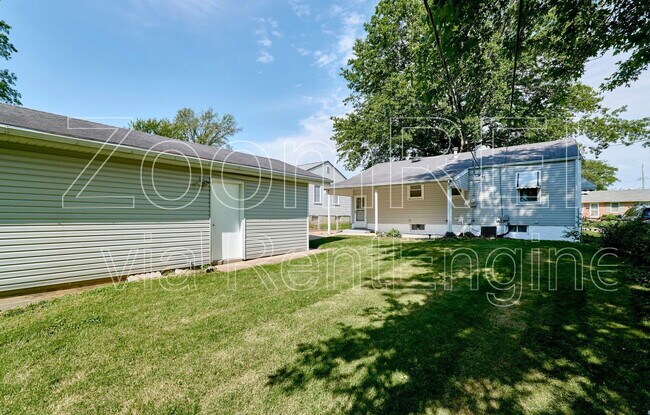 Building Photo - 3608 St Cosmas Ln