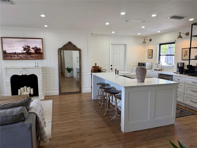 Building Photo - 3157 Novus St