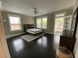 Building Photo - 6186 Waterman Blvd