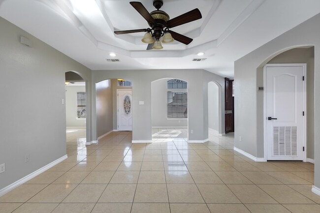 Building Photo - 2677 Fox Cove Drive