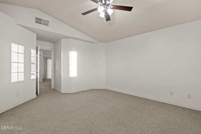 Building Photo - 1476 Luz De Sol Dr