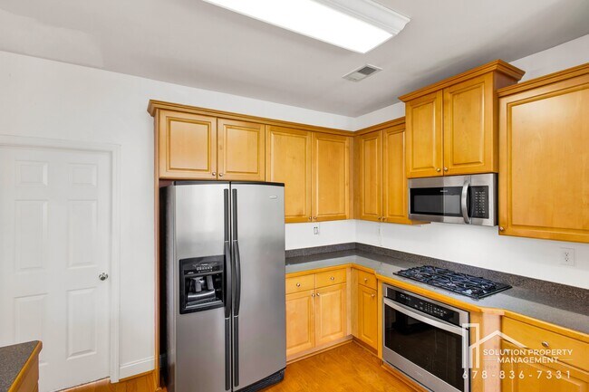 Building Photo - 1952 Barrett Knoll Ct NW