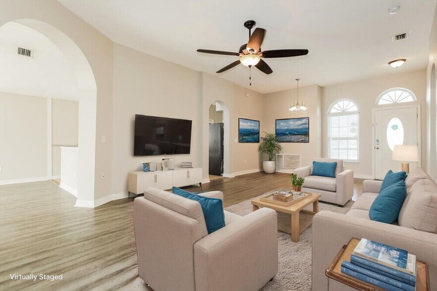 Building Photo - 30853 Sade Ct